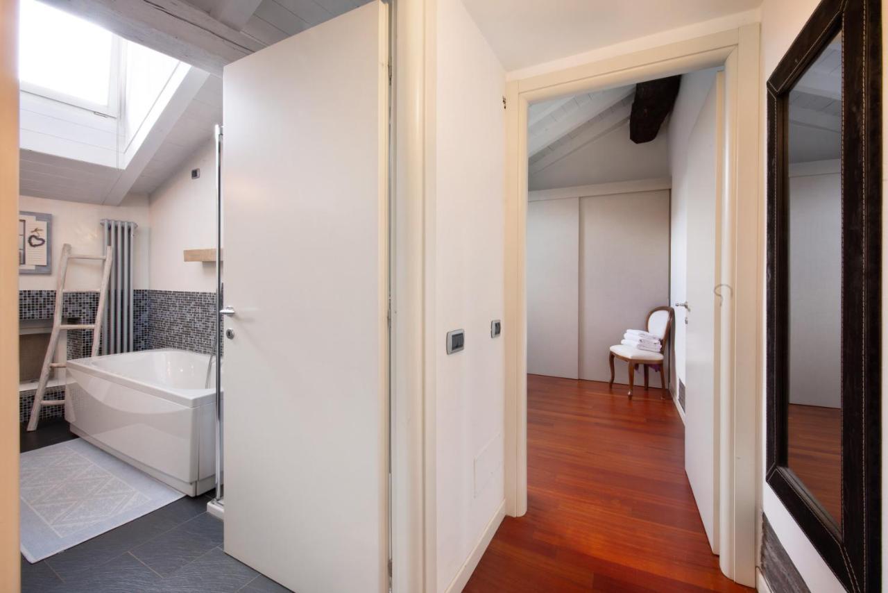 Penthouse In Citta Alta - Bergamo Apartment ภายนอก รูปภาพ
