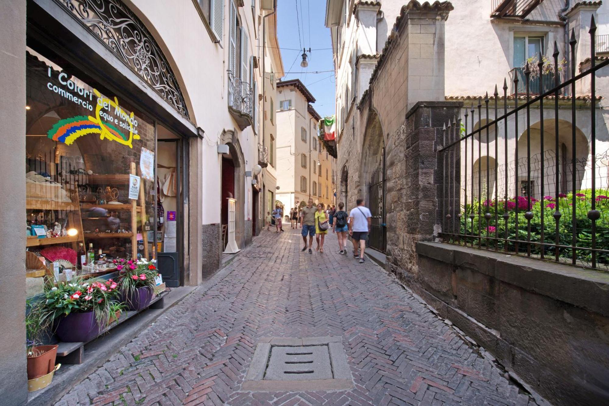 Penthouse In Citta Alta - Bergamo Apartment ภายนอก รูปภาพ
